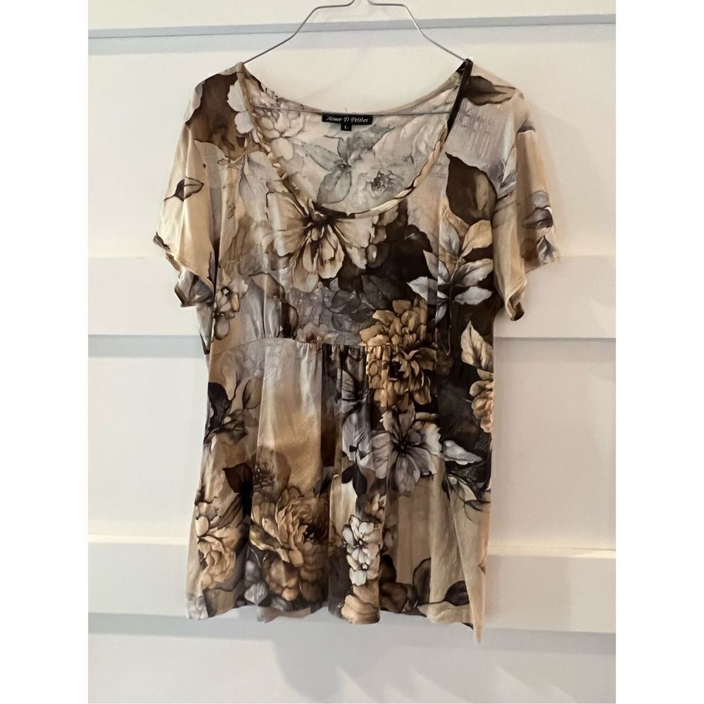 Aimee D Petites floral blouse